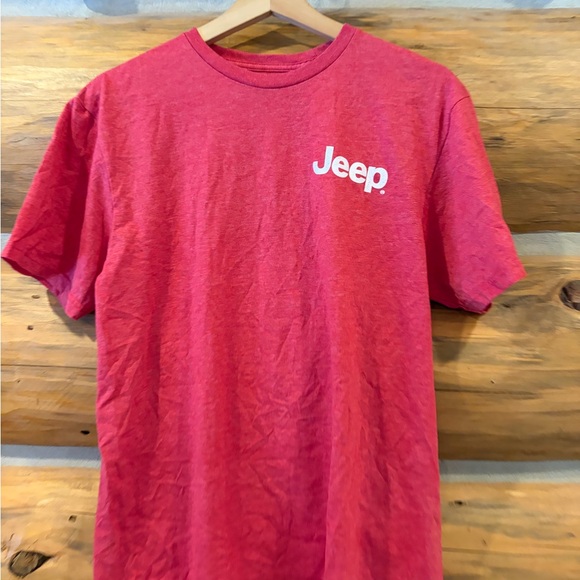 Catch a Wave Jeep Graphic Men’s Tee size Medium - Picture 4 of 6